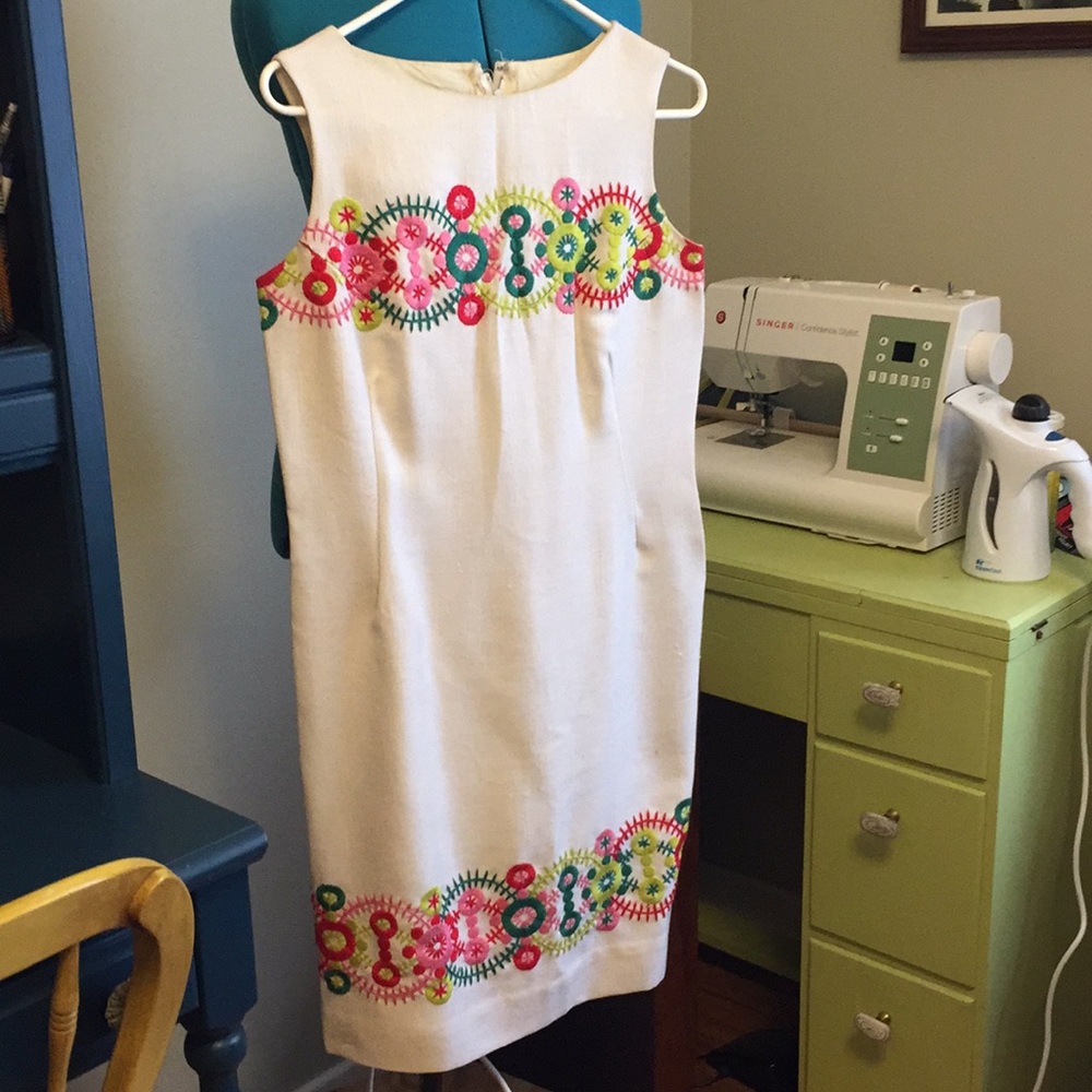 Vintage, embroidered shift dress.